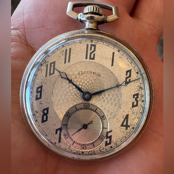 Illinois Pocket watch in great running condition